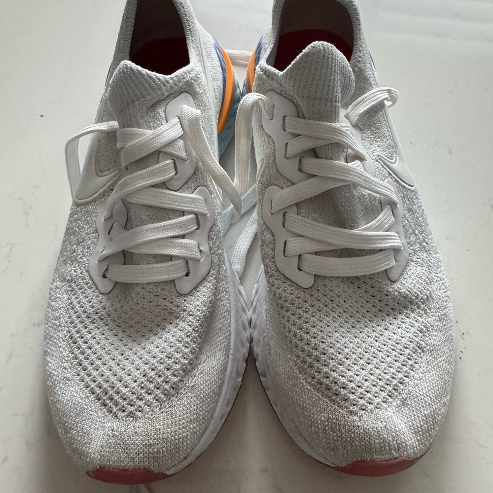 Nike Epic React Flyknit Shoes - Picture 2 of 6
